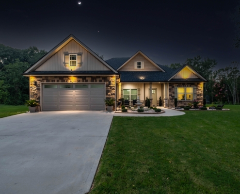 How to protect your home while on vacation in Lynnwood, WA